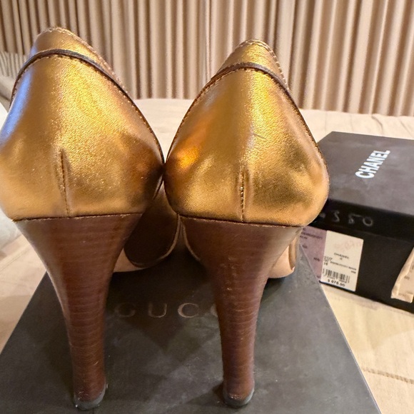 Gucci Gold Women's Heels size 7 - Picture 4 of 7